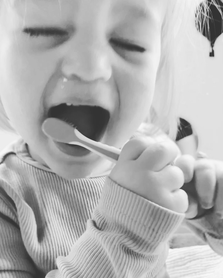 Glatte tænder, glade smil! 😁🪥