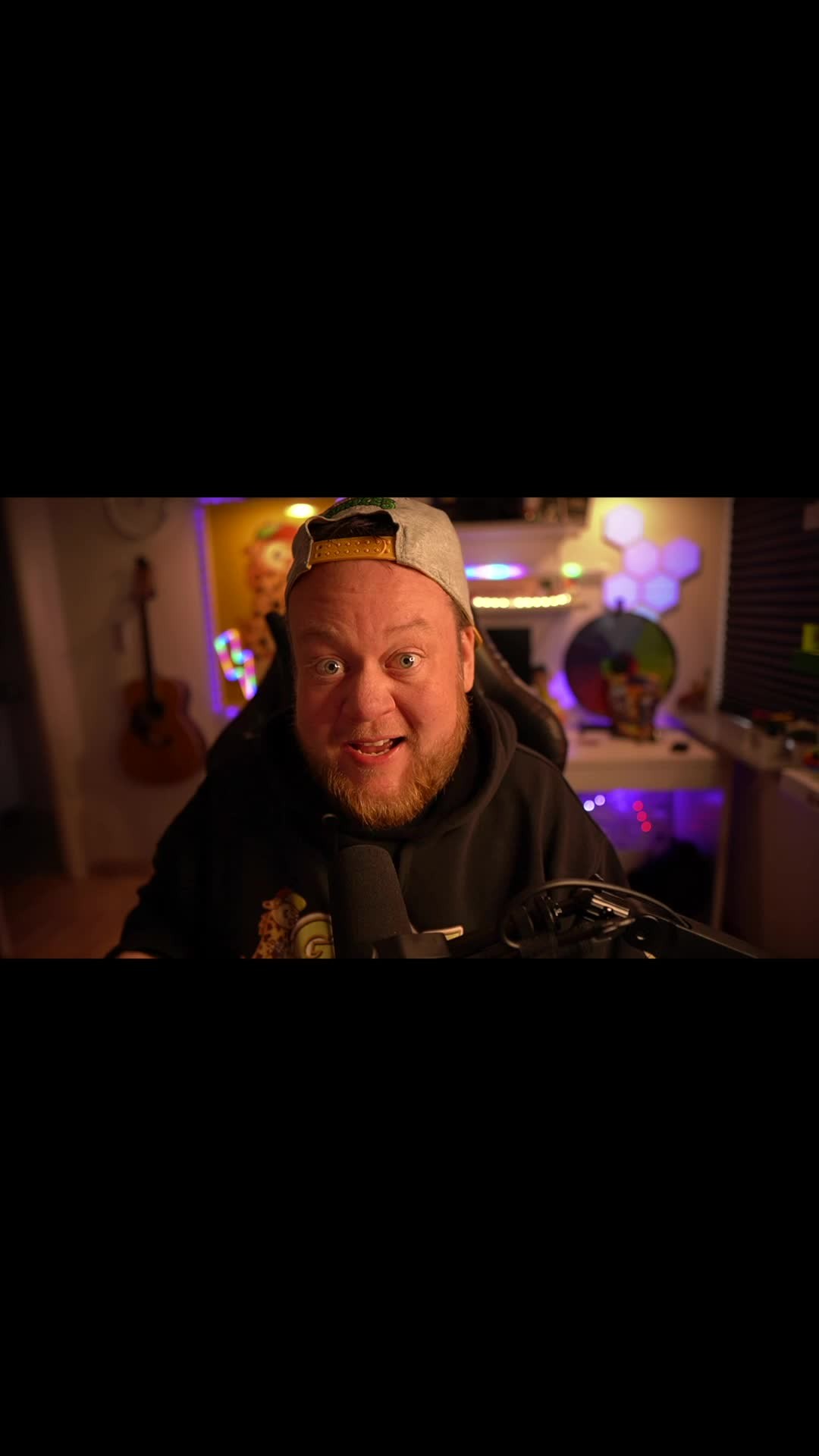 Giraf-familien fejrer med fødselsdagsfest 🎉🦒