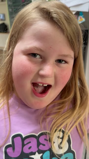 Tilde: Når giraffen går Jurassic! 🦒🦖